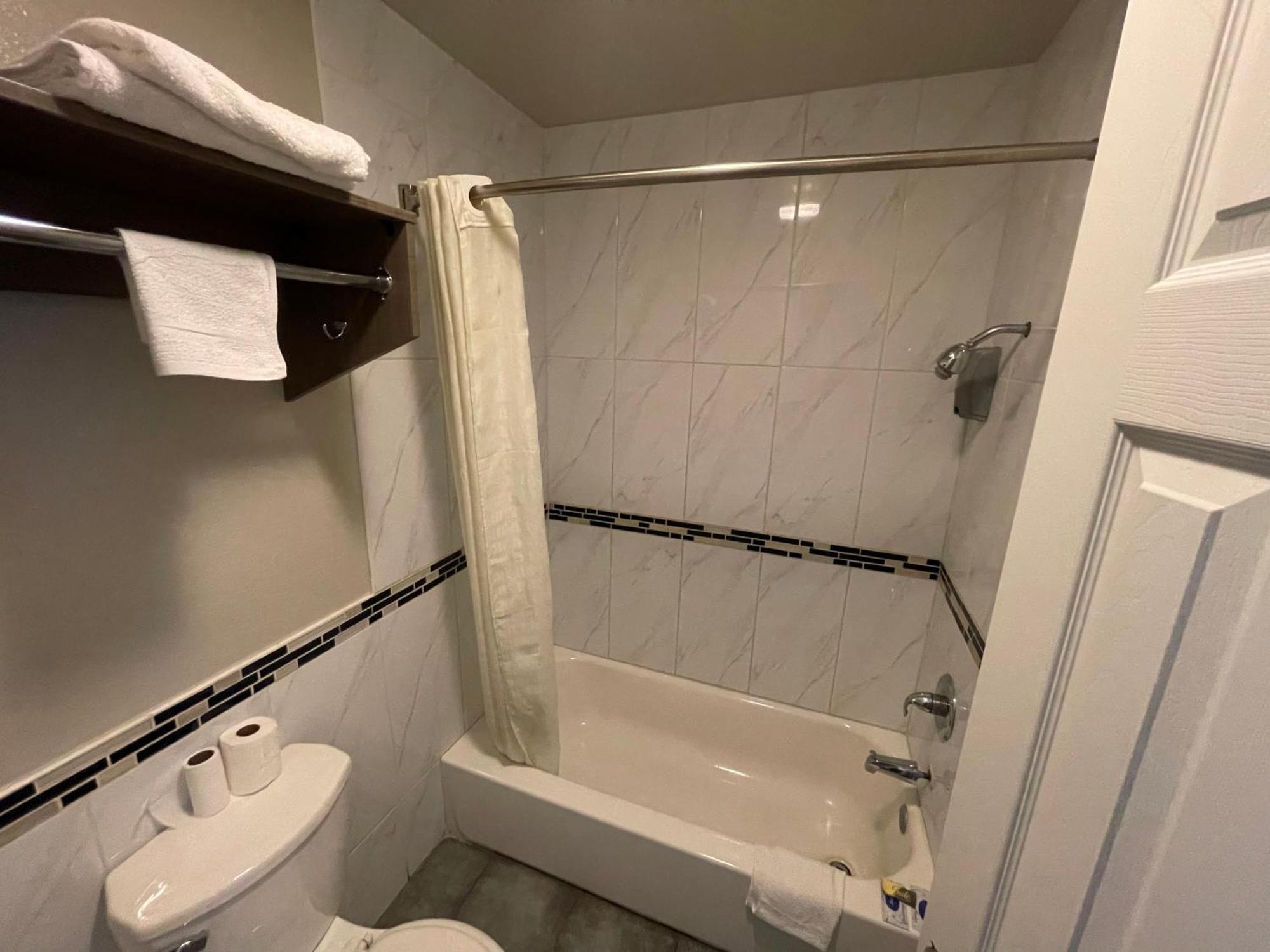 Simplestay Suites - Downtown San Bernardino Bagian luar foto