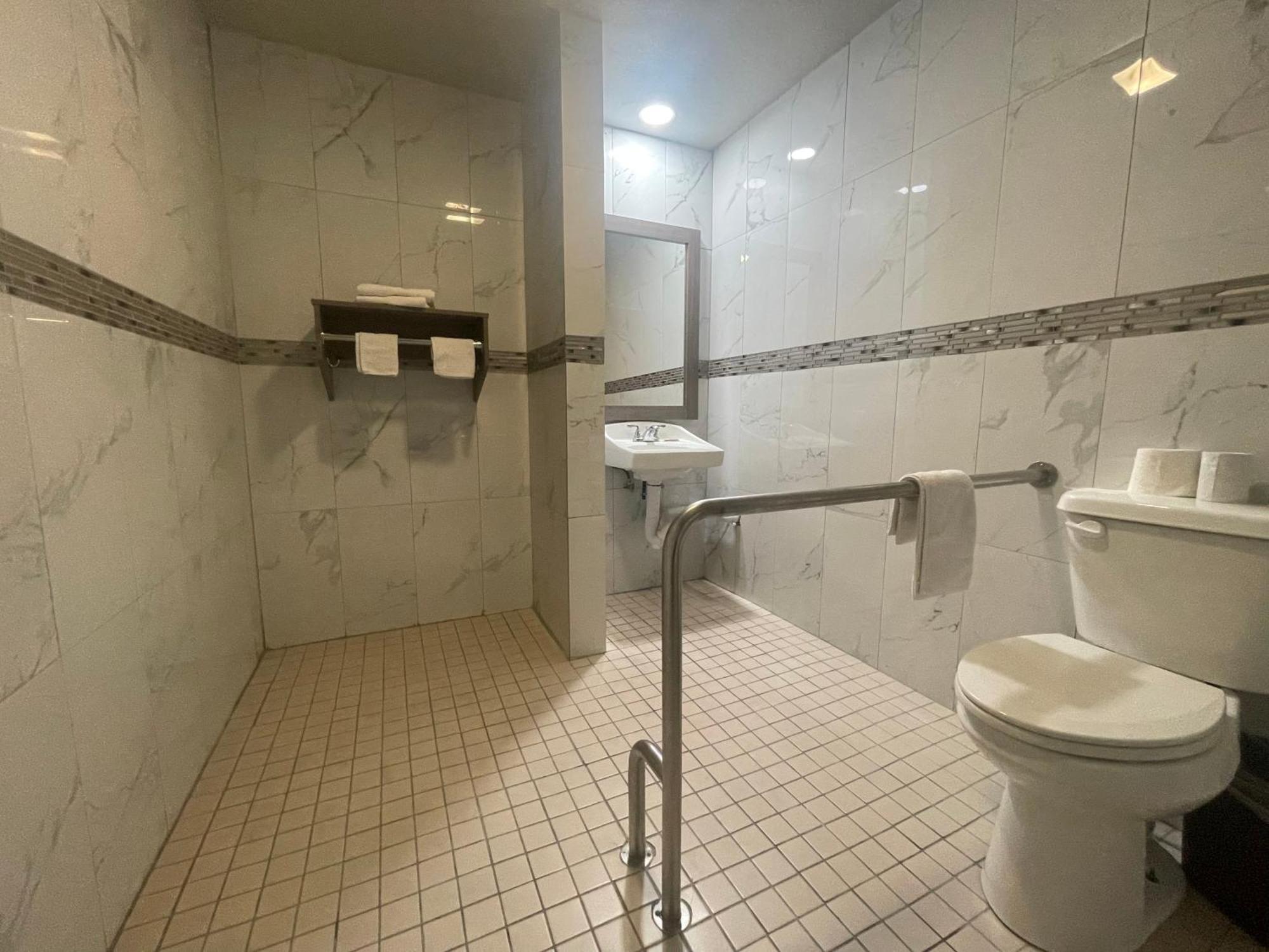 Simplestay Suites - Downtown San Bernardino Bagian luar foto