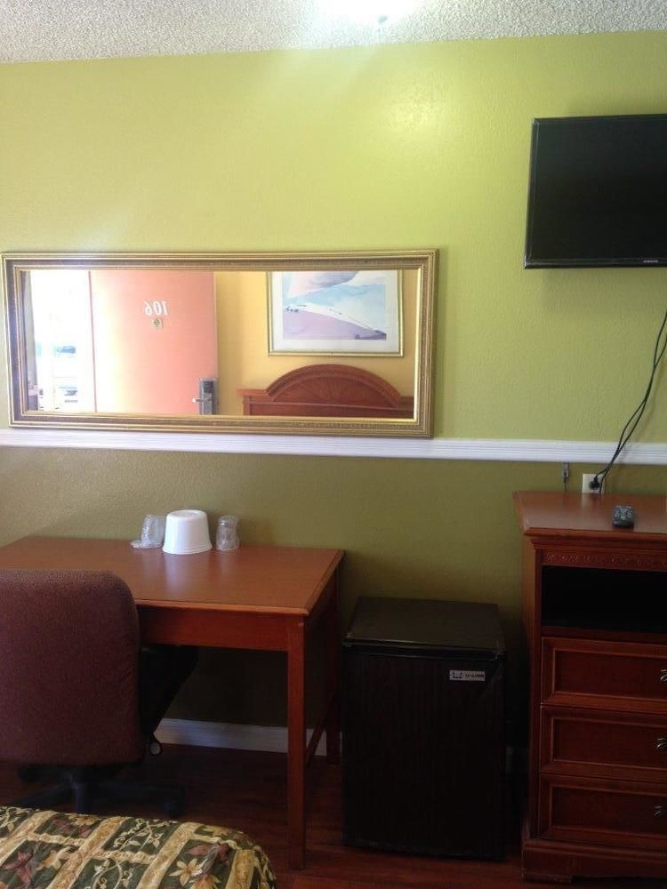 Simplestay Suites - Downtown San Bernardino Bagian luar foto